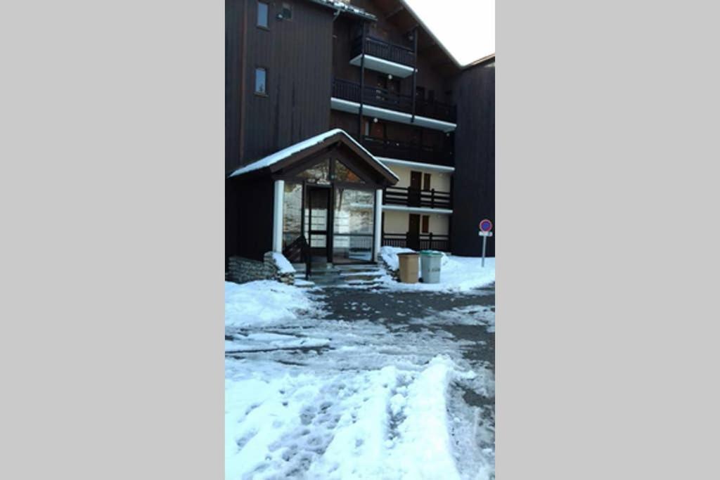 Petit Studio Mansarde 18 M2 Avec Navette Gratuit Aux Pistes De Ski グレス・アン・ヴェルコール エクステリア 写真